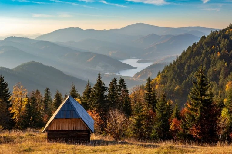 TARA I BAJINA BAŠTA GLAVNI HIT ZA PRAZNIKE: Smeštaj se puni brzinom svetlosti, evo gde još uvek možete naći slobodan krevet!