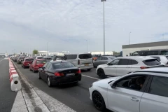 ZATIŠJE PRED BURU, OČEKUJTE HAOS! Gužve na granicama SADA nema, ali će uveče nastati PAKAO!