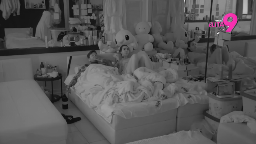 ŠOK-BOMBA! ANELI PRIZNALA SVE FILIPU, pa završila u krevetu s njim! Šta će reći UTORAK DEVOJKE?! (VIDEO)