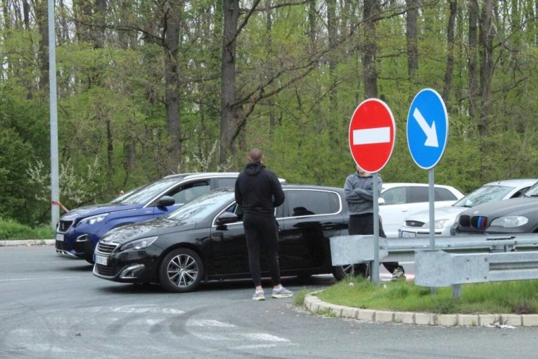 Zadržavanja na granicama do 3 sata: Evo gde su najveće gužve u Srbiji danas