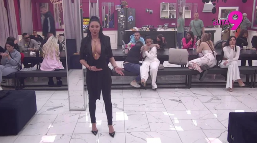 "OD ČEGA ONOLIKO STENJE?": Učesnici "Elite" dobili TRAUME od brutalnih akcija Maje i Asmina - isplivali detalji koji su ZGROZILI JAVNOST! (VIDEO)