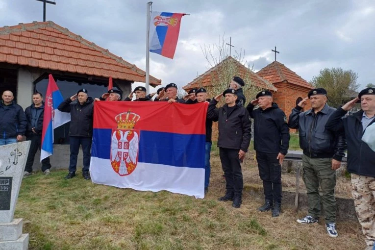 ZNATE LI KO SU ADEMOVIĆ AHMED I SELIMOVIĆ DESIMIR? Romi koji su krvarili za Srbiju dobili počast kakvu zaslužuju! (FOTO)