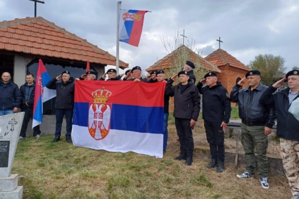 ZNATE LI KO SU ADEMOVIĆ AHMED I SELIMOVIĆ DESIMIR? Romi koji su krvarili za Srbiju dobili počast kakvu zaslužuju! (FOTO)