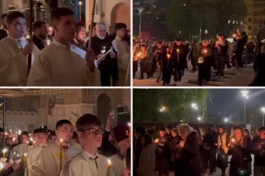 BLAGODATNI OGANJ IZ SVETE ZEMLJE DONET U SRBIJU: Hiljade vernika dočekalo najveće čudo pravoslavlja ispred Hrama Svetog Save! (FOTO, VIDEO)