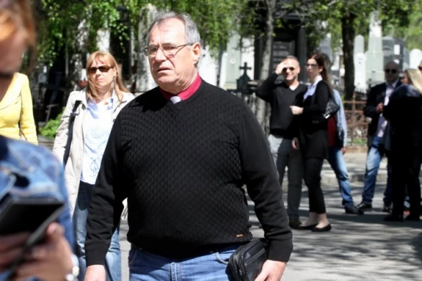 TUGA NA VASKRS! Umrla supruga Čede Markovića!