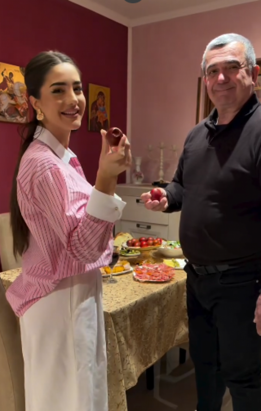 ANĐELA PUKLA KO ZVEČKA! Nakon raskida sa Gastozom, OVO JE SAČEKALO na Vaskrs u porodičnom domu (VIDEO)