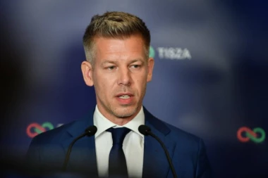 DUGO BIO LOJALAN ORBANU, BIVŠU DEVOJKU IZBACIO IZ STRANKE ZBOG UCENA! Ko je Peter Mađar koji je dobio izbore u Mađarskoj - DO PRE NEKOLIKO MESECI NIKO NIJE NI ČUO ZA NJEGA!