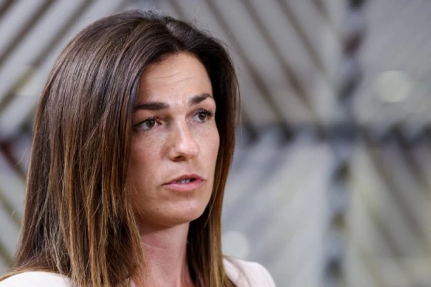 KO JE JUDIT VARGA, BIVŠA ŽENA PETERA MAĐARA? Razveli se posle VELIKOG SKANDALA, nekadašnja Orbanova ministarka i majka troje dece