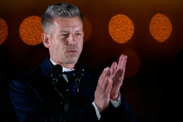 MEĐU NJIMA I ONA! Peter Mađar predložio prvih sedam kandidata za članove buduće vlade!