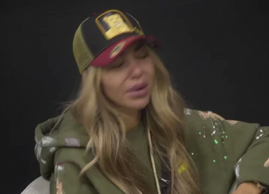 NAGLO POZLILO ANELI AHMIĆ - Nije mogla da izdrži, pa se samo PROSULA uživo u programu!