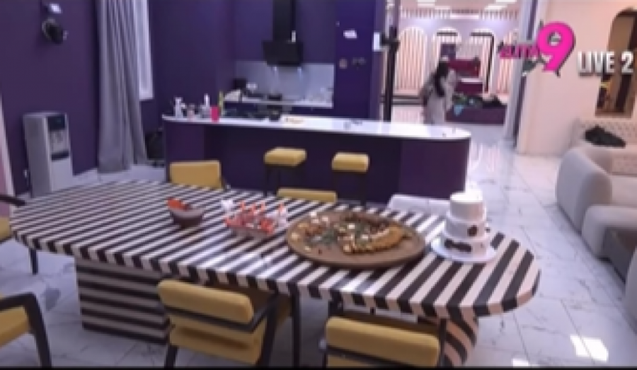 EVO GDE JE ZAVRŠIO SNIMAK NAJBRUTALNIJE TUČE U ISTORIJI RIJALITIJA: Stanija će poželeti da se ovaj klip zauvek ukloni, Uroša jedva sastavili posle BATINA!