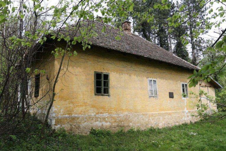 Ovde je "živeo" Bili Piton u filmu "Maratonci trče počasni krug"