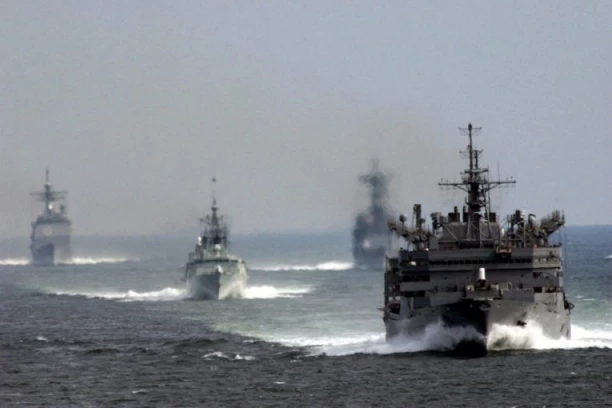 AMERIKANCI OBJAVILI SNIMAK: Ovako izgleda blokada iranskih luka (FOTO)