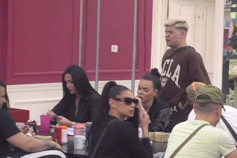 Uroš Stanić, Anita Stanojlović i Luka Vujović