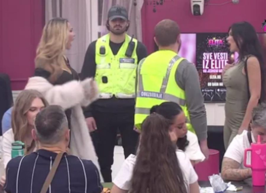 STANIJA DOBROJEVIĆ PONOVO DIVLJA U ELITI! Obezbeđenje je JEDVA OBUZDALO, NASRNULA na Aneli, pa joj izgovorila STRAVIČNE REČI!