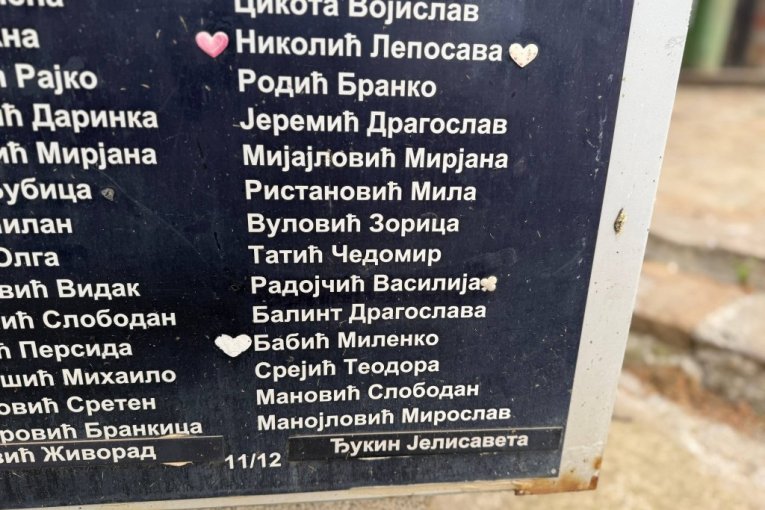 Ovde počiva Vasilija Radojčić – pepeo pevačice posut u Vrtu sećanja na Novom groblju u Beogradu