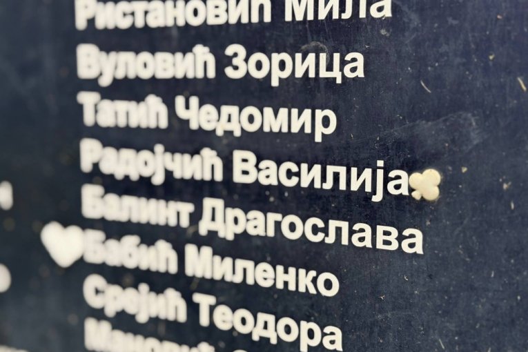 Ovde počiva Vasilija Radojčić – pepeo pevačice posut u Vrtu sećanja na Novom groblju u Beogradu