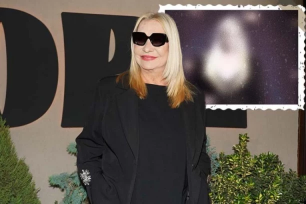 ISPLIVALA GOLA SLIKA VESNE ZMIJANAC! Društvene mreže gore zbog obnaženog zmijskog tela pevačice! (FOTO)