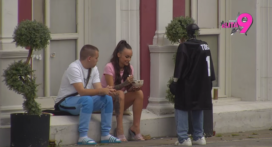 BRUTALNO BATINANJE U "ELITI 9" Asmin i Maja u modricama! Isplivali JEZIVI detalji! OVAKO SU SVE SAKRIVALI OD KAMERA! (VIDEO)