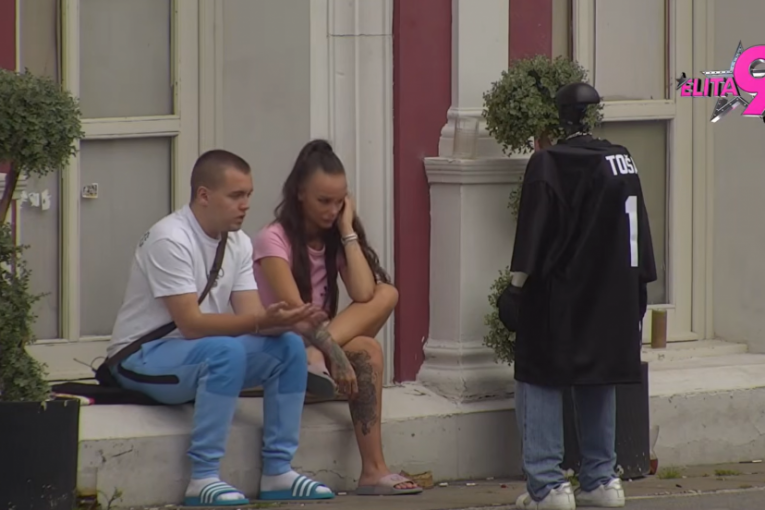 Teodora Delić, Dačo Virijević i robot Toša