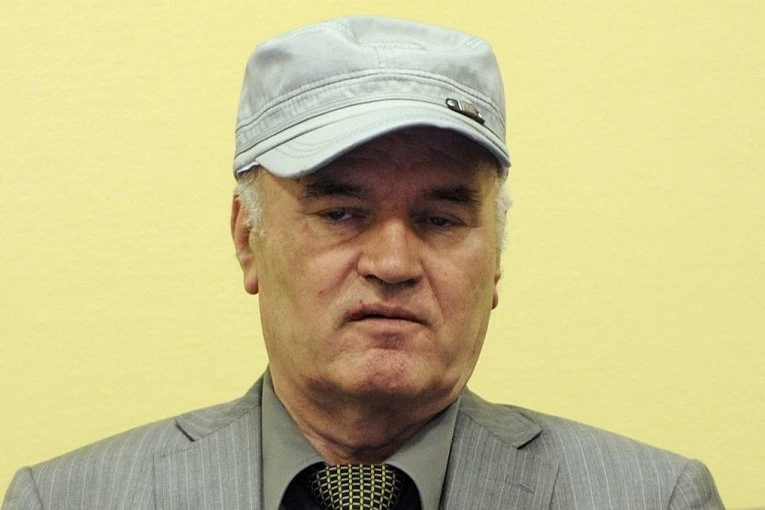RATKO MLADIĆ DOŽIVEO MOŽDANI UDAR!