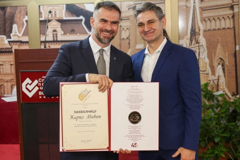 GRADONAČELNIK MIĆIN OBIŠAO SPENS POVODOM 45 GODINA POSTOJANJA! On je simbol Novog Sada! (FOTO)