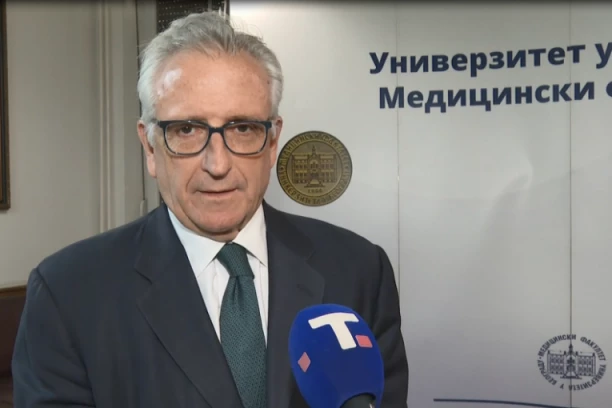 "SRBIJA U SVETSKOM VRHU PO INOVATIVNOM PRISTUPU LEČENJU RAKA JETRE"! Jedan od najvećih svetskih stručnjaka  za hepatobilijarno-pankreasnu hirurgiju o velikom uspehu naše zemlje! (FOTO, VIDEO)