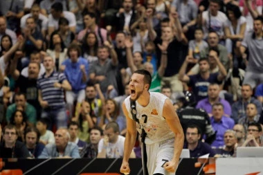 POVRATAK LOVERNJA PROBUDIO EMOCIJE: Uspomene samo naviru - jedna će posebno obradovati grobare! (FOTO)