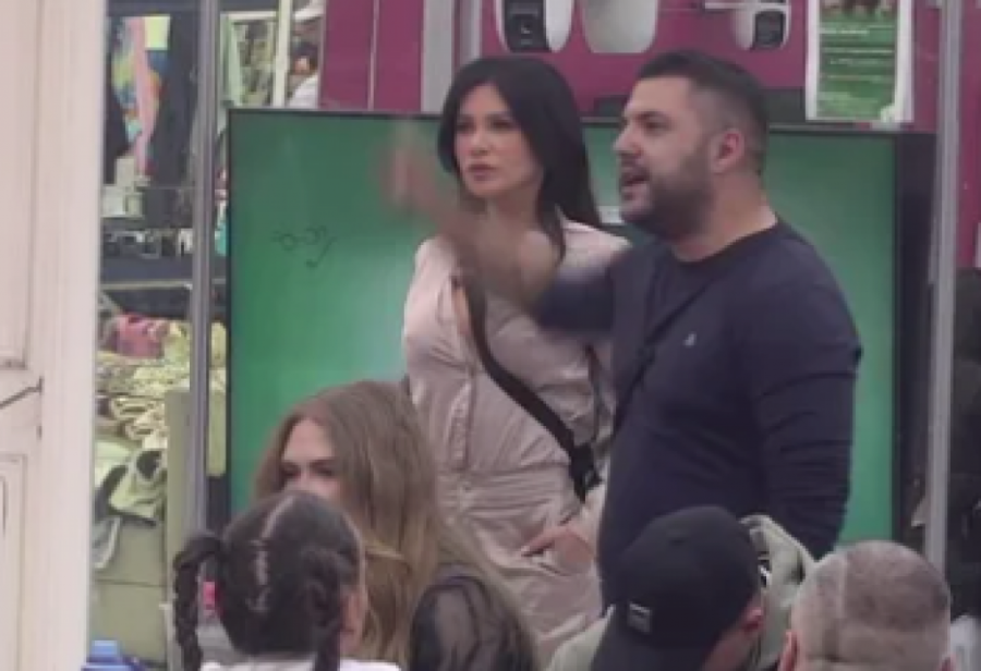 TOTALNO UNIŠTENJE ASMINA DURDŽIĆA! Otkriveno gde je ODVODIO ćerkicu Noru i sa KOJOM ŽENOM je provodila dane - MUK U ELITI!