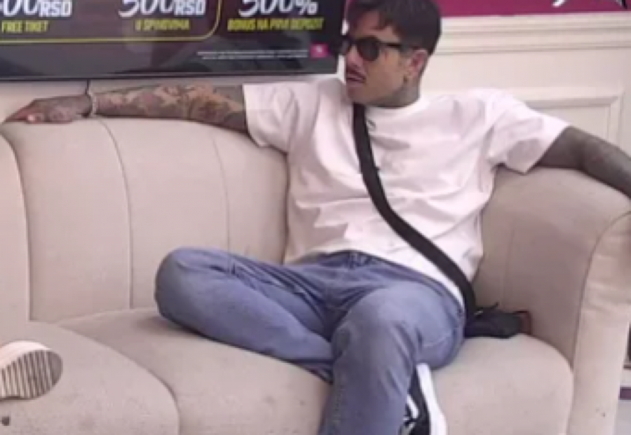 ŠOK-BOMBA ZA ANELI AHMIĆ: Filip Đukić je PONIZIO, ona se ZALETELA na njega! (FOTO)