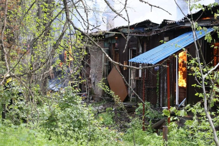 TRAGEDIJA KOD POŽAREVCA! Jedna osoba stradala u požaru