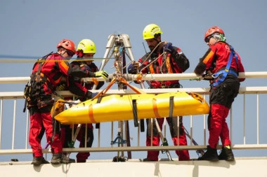 Pridruži se nepobedivoj zajednici OTIS-a – svaka nova ruka znači više spasenih života