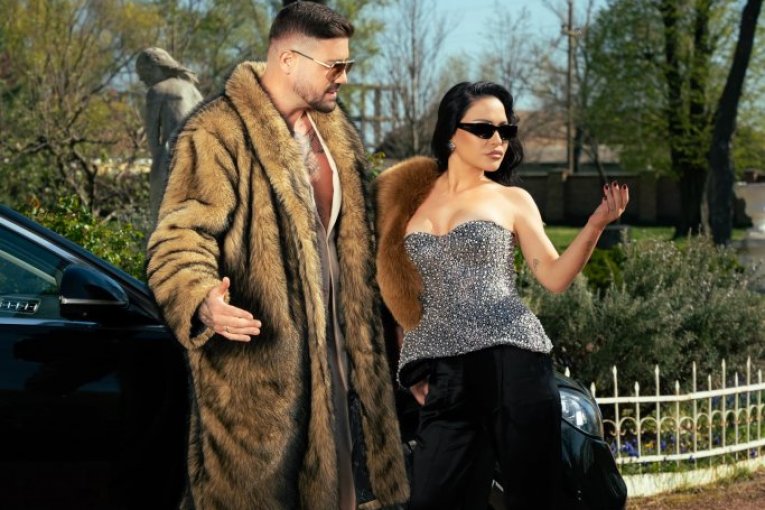 Aleksandra Mladenović i MC Stojan