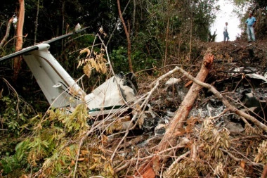 HOROR POSLE POLETANJA! Srušio se helikopter, olupine pronađene u ŠUMI - NEMA PREŽIVELIH! (VIDEO)