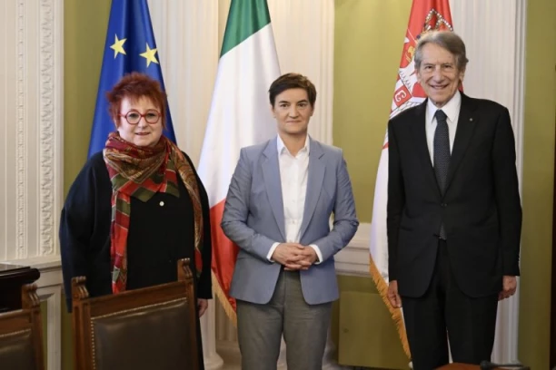 RAZGOVORI OD KRUCIJALNOG ZNAČAJA! Brnabićeva se sastala sa delegacijom Odbora za evropske poslove Senata Italije! (FOTO)