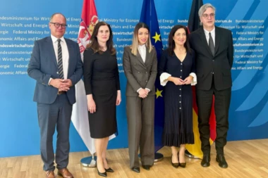 MINISTARKA MESAROVIĆ U BERLINU O REŠENJU PROBLEMA PROFESIONALNIH VOZAČA! Sa ministarkom privrede Nemačke o konkretnim zajedničkim aktivnostima! (FOTO)