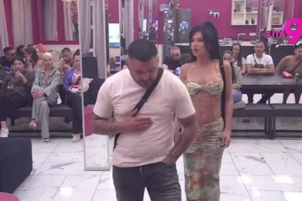SUOČAVANJE KOJE JE ČEKALA CELA NACIJA OD POČETKA "ELITE 9": Brutalno zakucavanje Stanije uživo na Pinku, Asmin kompletno unakažen!