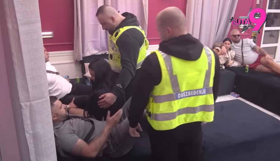 OBEZBEĐENJE JEDVA IZVUKLO ASMINA IZ KANDŽI POMAHNITALE MAJE MARINKOVIĆ: Voditeljka hitno zaustavila emisiju, usledio neviđeni skandal!