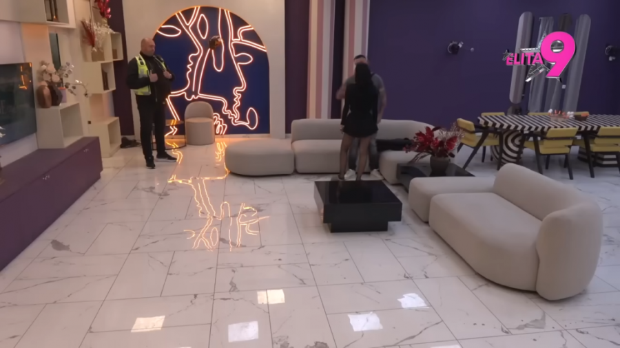 MAJA MARINKOVIĆ KOPA OČI ASMINU, OBEZBEĐENJE OPKOLILO IMANJE! Nema raskida dok ne stignu rezultati o TRUDNOĆI, starleta jauče na sav glas!