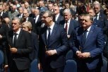 "SVI MORAJU DA ZNAJU GDE SU SE ODIGRALI NAJMONSTRUOZNIJI ZLOČINI": Vučić najavio izgradnju MEMORIJALNOG CENTRA u Donjoj Gradini! (FOTO)