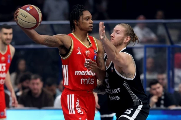 DRAMATIČNA BORBA U ARENI: Zvezda se u potpunosti vratila, Partizanu fali vazduha