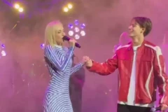 JELENA ROZGA I JAKOV JOZINOVIĆ SE GRLE NA BINI, PUBLIKA U TRANSU! Mladi pevač održao SEDMI UZASTONI KONCERT, a evo ko je stigao od poznatih! (VIDEO)