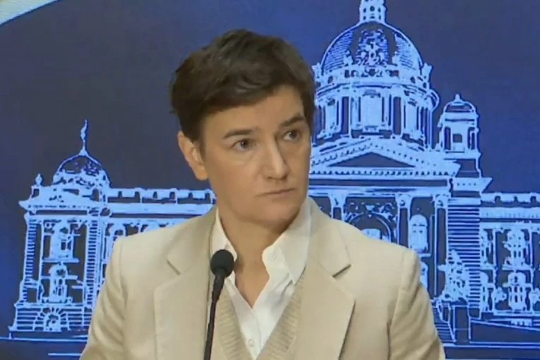 "VUČIĆ POKAZAO DA SU MU LJUDI NA PRVOM MESTU!" Brnabić o otkazivanju skupa SNS u Novom Sadu!