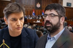 DOBRO DOŠLI NAZAD S TURNEJE PLJUVANJA PO SRBIJI: Ana Brnabić patosirala Lazovića na početku sednice Skupštine Srbije! (VIDEO)
