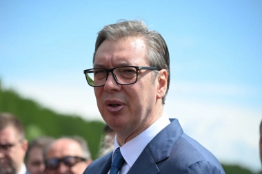 "SRBIJA SE NALAZI NA VAŽNOJ RASKRSNICI I OZBILJNIM ODLUKAMA"! Predsednik Vučić poslao naciji važnu poruku - NEĆU IZNEVERITI! (VIDEO)