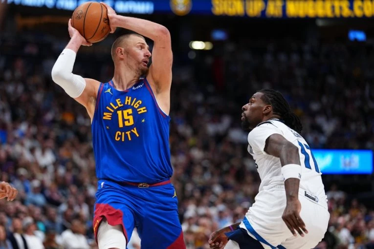 POTPUNI HAOS U DENVERU: Jokić u sukobu sa Entonijem Edvardsom (VIDEO)