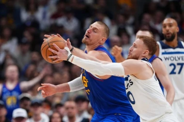 VELIKA REKONSTRUKCIJA! Jokić samo posmatra - on je višak u Koloradu!