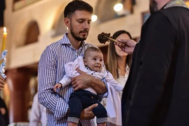 NIKAD NE UZIMAJTE NOVOG KUMA, DOK NE PREKINETE STARO KUMSTVO I TO NA OVAJ NAČIN! Važna opomena oca Dušana!