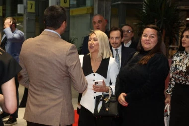 POZNATI NA GALA PROSLAVI NAŠEG JUBILEJA! Ove zvezde su zablistale na spektakularnom slavlju "Medijske mreže"