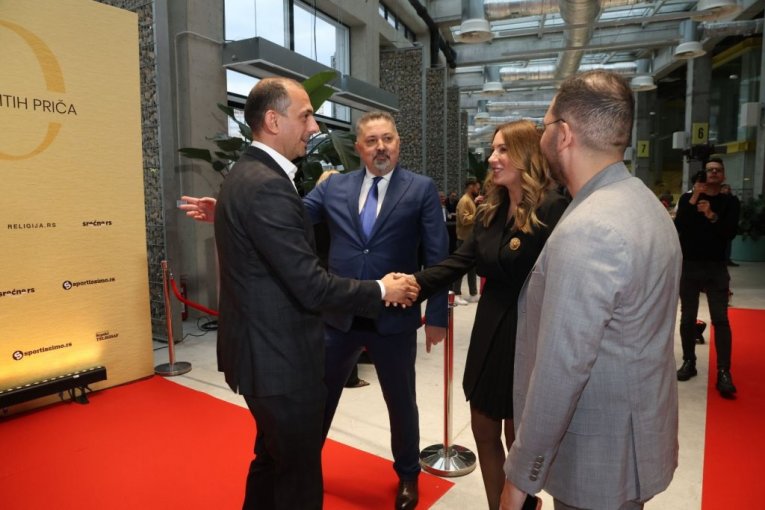 Dubravka Đedović Handanović, Damir Handanović i Milan Lađević